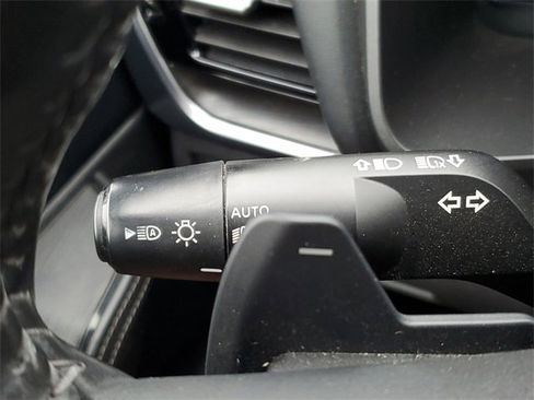 Used 2023 Nissan Rogue Platinum w/ Platinum Premium Package image 15