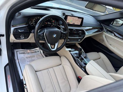 Used 2019 BMW 530i xDrive w/ Convenience Package AWD/4WD image 13