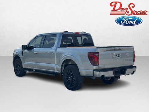 Used 2025 Ford F150 Lariat w/ Equipment Group 501A Mid AWD/4WD image 9