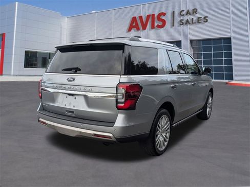 Used 2024 Ford Expedition Limited image 6