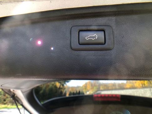 Used 2016 Subaru Outback 2.5i Limited image 34