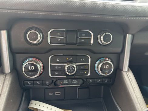 Used 2021 GMC Yukon SLT w/ SLT Luxury Plus Package RWD image 16