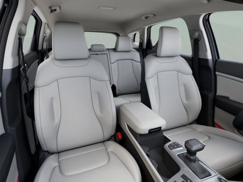 New 2026 Kia Sportage EX FWD image 15