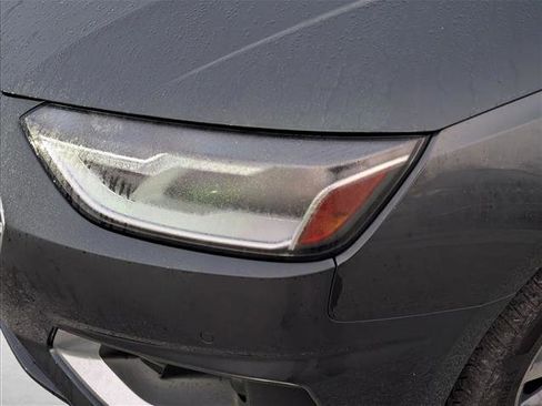Used 2022 Audi A4 2.0T Premium w/ Convenience Package image 8