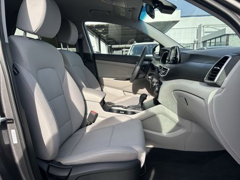 Used 2020 Hyundai Tucson SE image 23