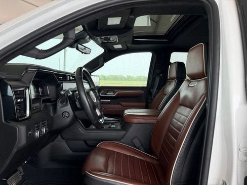 Used 2025 GMC Sierra 1500 Denali Ultimate AWD/4WD image 14
