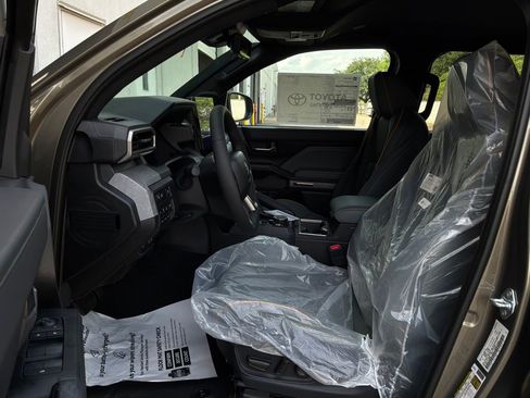 New 2026 Toyota Tacoma 4x4 Double Cab Hybrid image 15