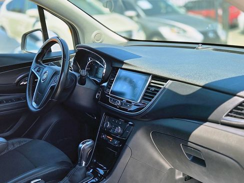 Used 2017 Buick Encore Preferred FWD image 40