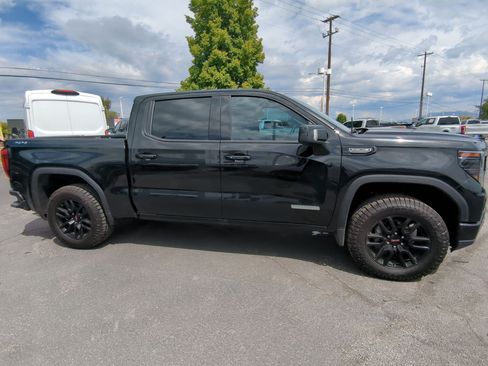 Used 2024 GMC Sierra 1500 Elevation w/ Preferred Package AWD/4WD image 2