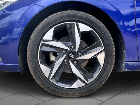 Used 2023 Hyundai Elantra SEL w/ Convenience Package image 8