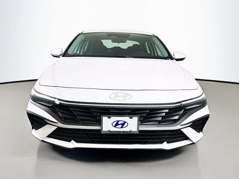 New 2026 Hyundai Elantra SE w/ Cargo Package image 2