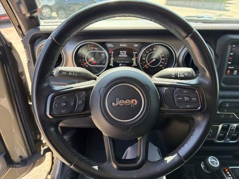 Used 2020 Jeep Gladiator Sport w/ Quick Order Package 24S image 11