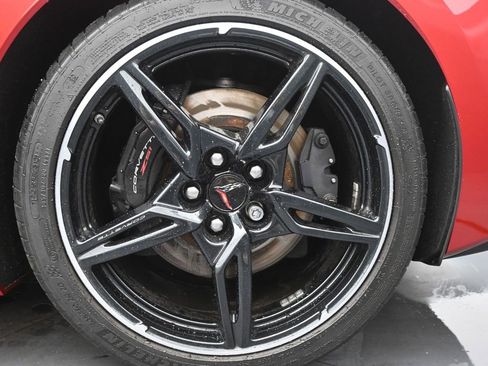 Used 2021 Chevrolet Corvette Stingray Premium Cpe w/ Z51 Performance Package image 9