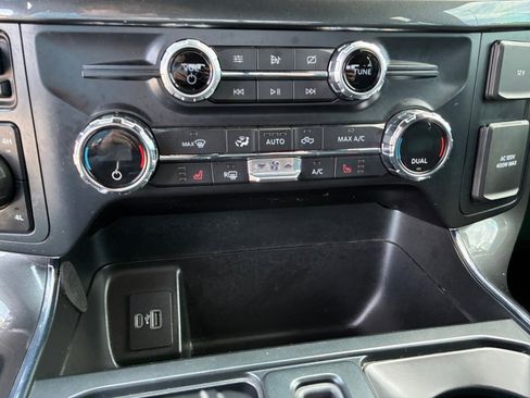 Used 2021 Ford F150 XLT w/ Equipment Group 302A High AWD/4WD image 11