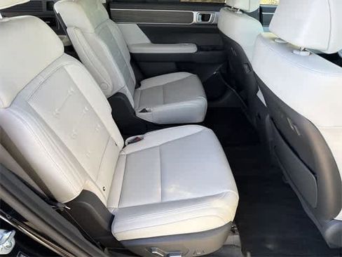 Used 2025 Hyundai Santa Fe Calligraphy image 22