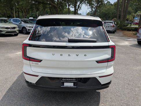 New 2025 Volvo EX90 Plus image 5