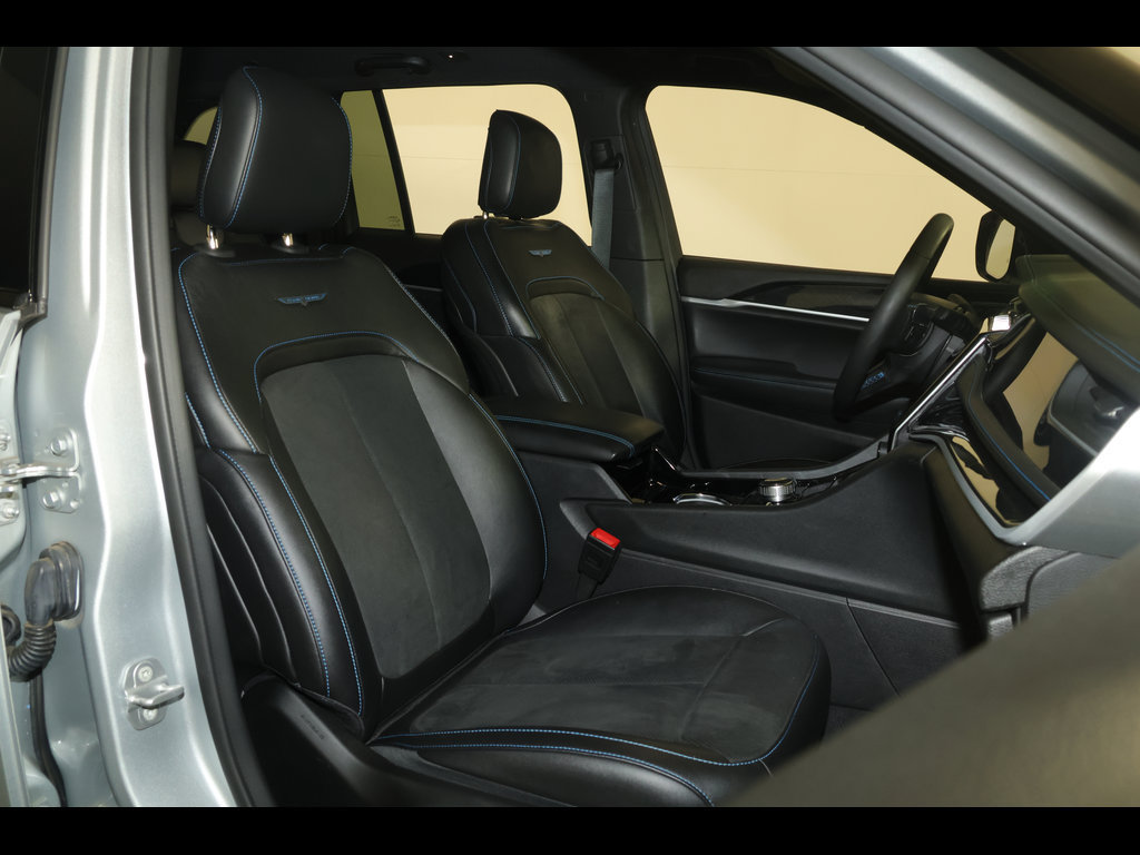 Used 2022 Jeep Grand Cherokee Trailhawk AWD/4WD image 33