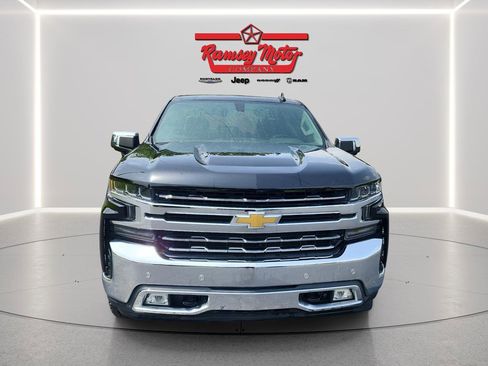 Used 2019 Chevrolet Silverado 1500 LTZ w/ LTZ Plus Package AWD/4WD image 8