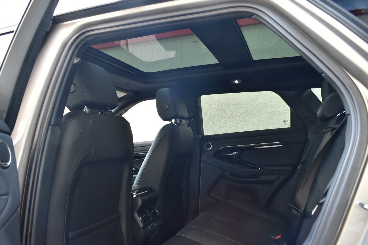Used 2022 Land Rover Range Rover Evoque R-Dynamic SE AWD/4WD image 16