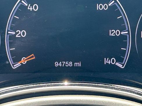 Used 2018 Jeep Grand Cherokee High Altitude RWD image 27