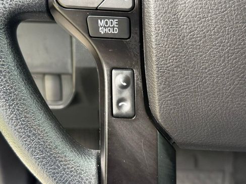 Used 2021 Toyota Tacoma SR AWD/4WD image 34