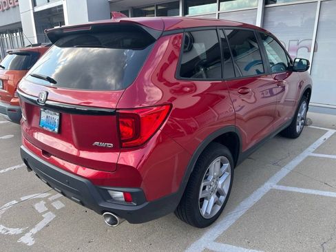 Used 2024 Honda Passport EX-L image 3