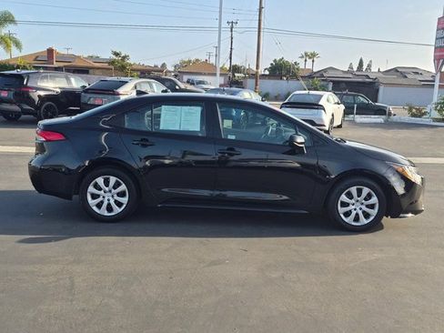 Used 2024 Toyota Corolla LE FWD image 4