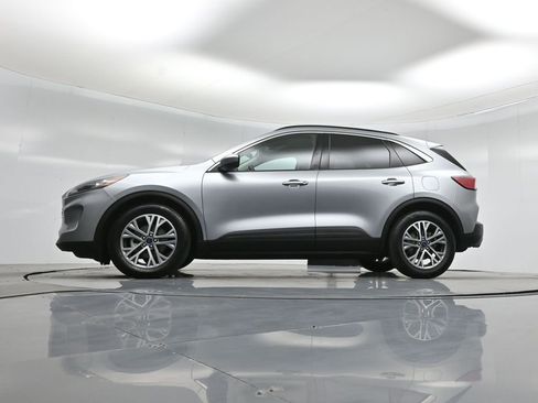 Certified 2022 Ford Escape SEL w/ Technology Package image 53