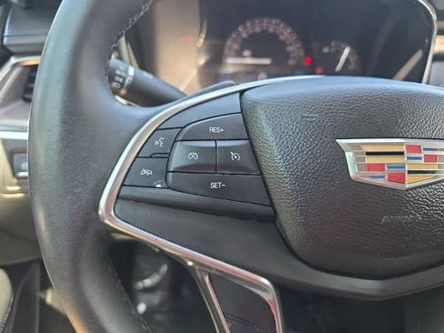 Used 2017 Cadillac XT5 Luxury FWD image 20