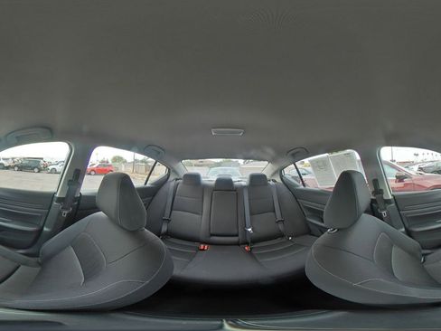 Used 2025 Nissan Altima 2.5 SV FWD image 42
