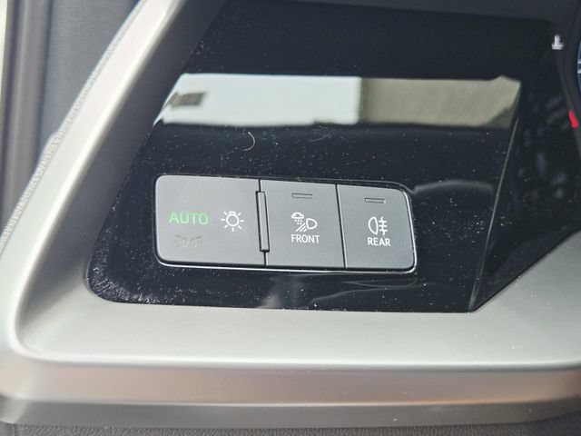 Used 2024 Audi A3 2.0T Premium FWD image 31