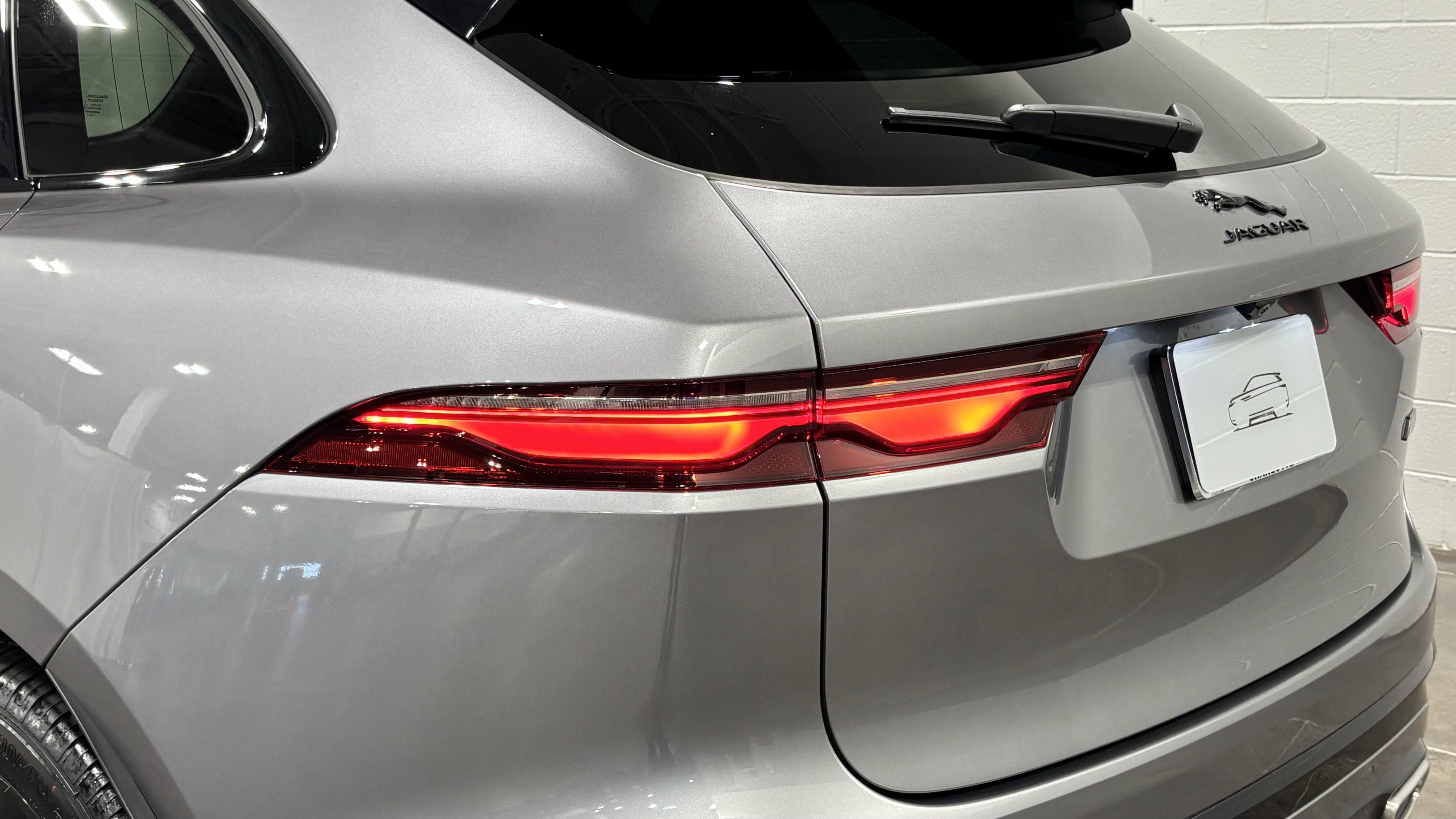 New 2026 Jaguar F-PACE R-Dynamic S AWD/4WD image 17