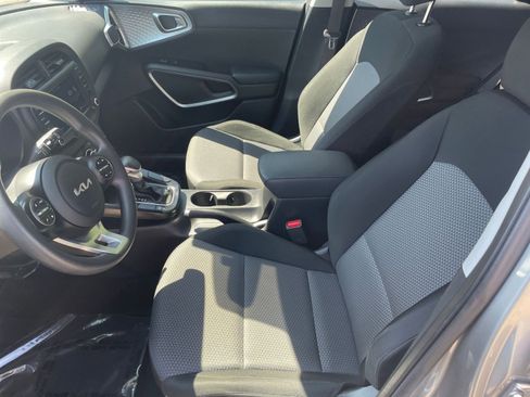 Used 2023 Kia Soul LX w/ Option Group 015 image 23