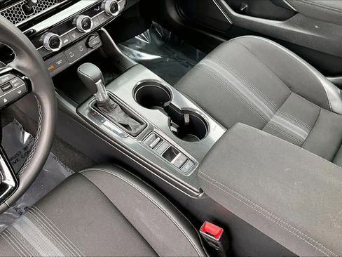 Used 2025 Honda Civic Sport image 16
