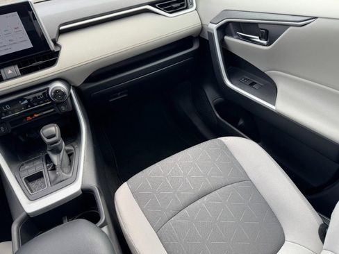 Used 2024 Toyota RAV4 XLE image 15