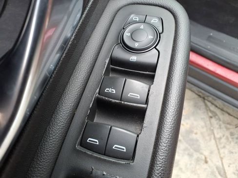 Used 2019 GMC Terrain SLE w/ Driver Convenience Package AWD/4WD image 19