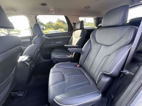 Used 2025 Hyundai Palisade SEL AWD/4WD image 13