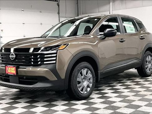 New 2026 Nissan Kicks S FWD image 2
