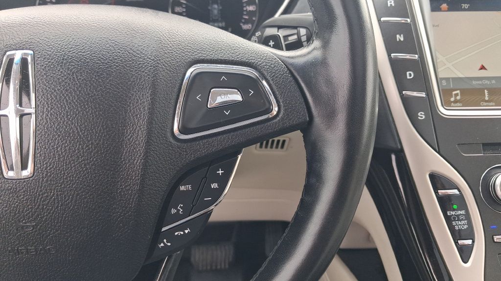 Used 2017 Lincoln MKX Black Label w/ Driver Assistance Package AWD/4WD image 23