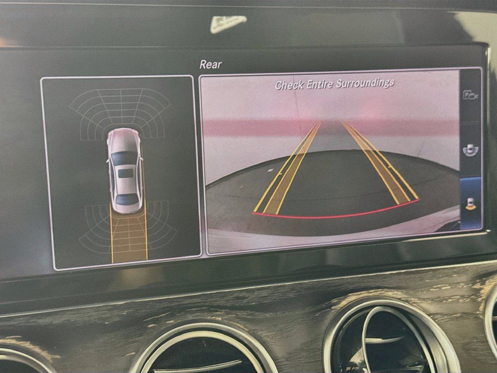 Used 2018 Mercedes-Benz E 300 image 15