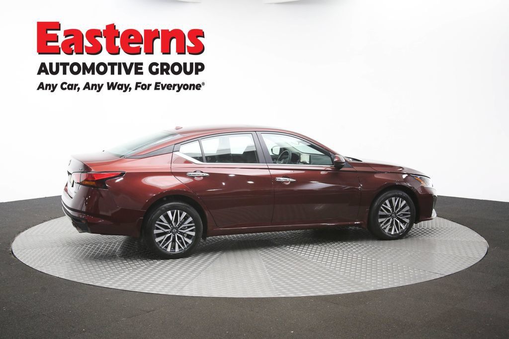 Used 2024 Nissan Altima 2.5 SV w/ SV Premium Package AWD/4WD image 45