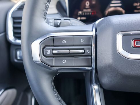 New 2026 GMC Acadia Elevation image 24