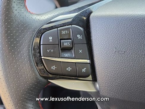 Used 2025 Ford Explorer ST-Line w/ ST-Line Street Pack AWD/4WD image 24