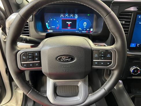 Used 2025 Ford F150 Lariat w/ Equipment Group 502A High AWD/4WD image 18