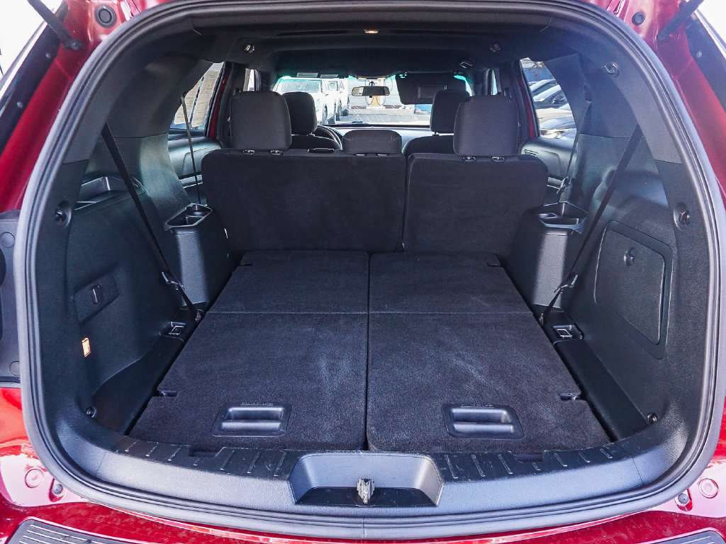Used 2018 Ford Explorer XLT FWD image 25