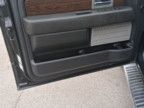 Used 2014 Ford F150 Lariat w/ Equipment Group 501A Mid AWD/4WD image 9