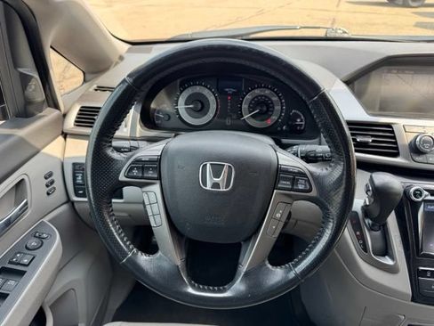 Used 2016 Honda Odyssey Touring Elite image 20