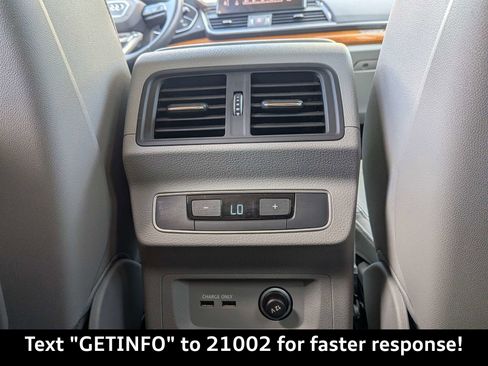 Used 2024 Audi Q5 2.0T Premium w/ Convenience Package image 16