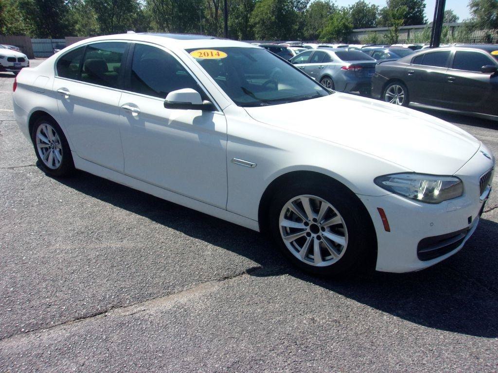 Used 2014 BMW 528i Sedan RWD image 4