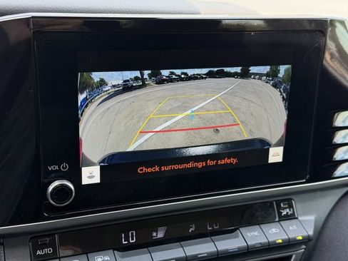 Used 2025 Toyota Camry LE FWD image 17